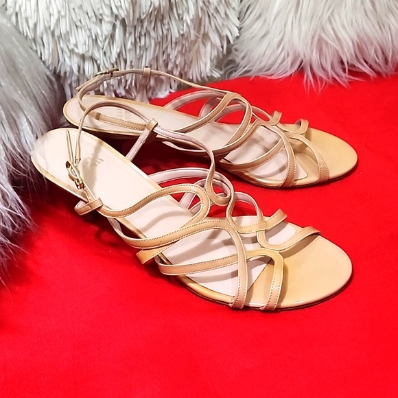 STUART WEITZMAN STUART - Picture 3 of 12